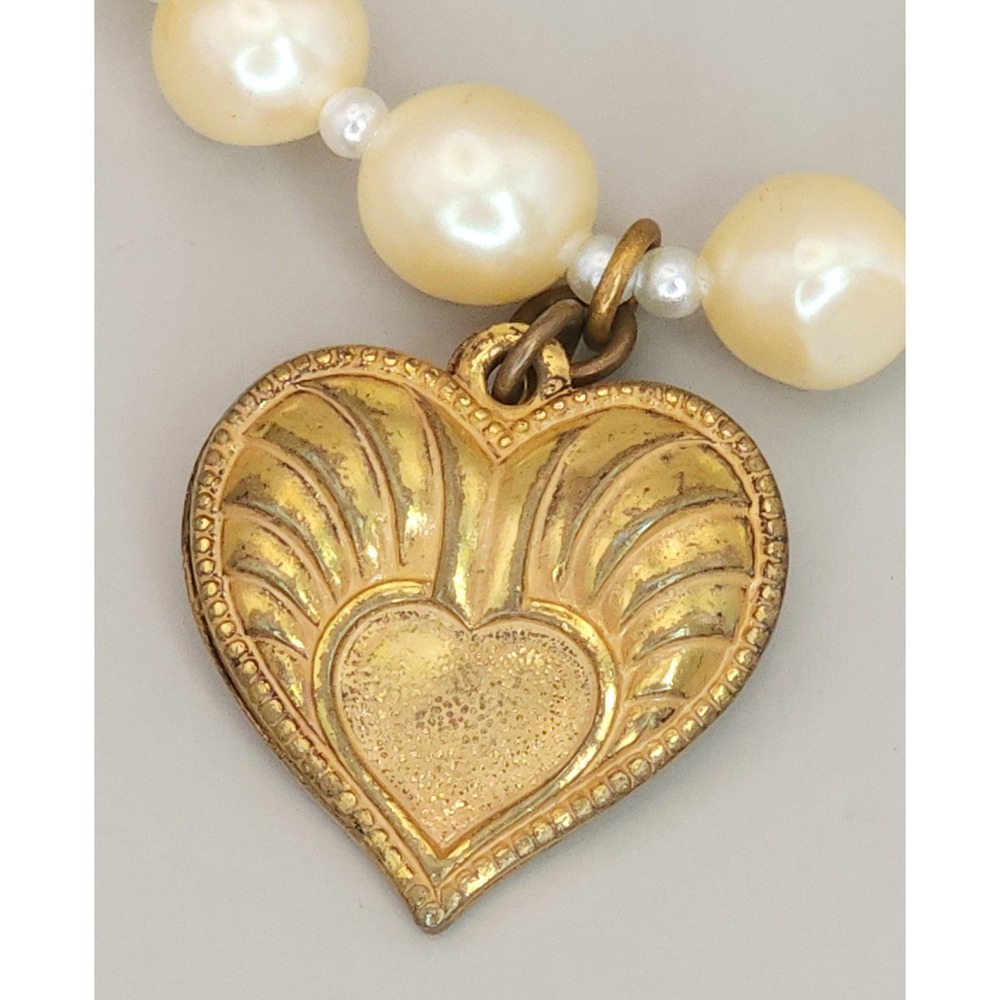 Signed Vtg‎ Miriam Haskell Faux Pearl Heart Charm Bracelet Gold Tone Filligree - Picture 7 of 15